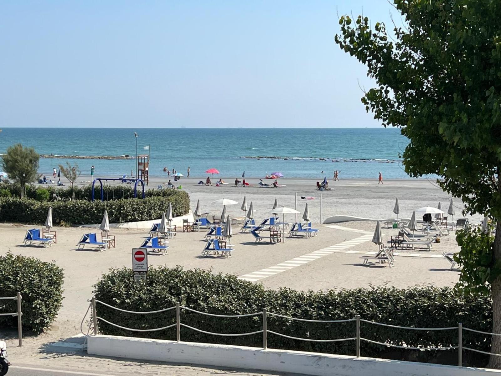 Hotel Stella - Casa Per Ferie Bellaria-Igea Marina Exterior foto